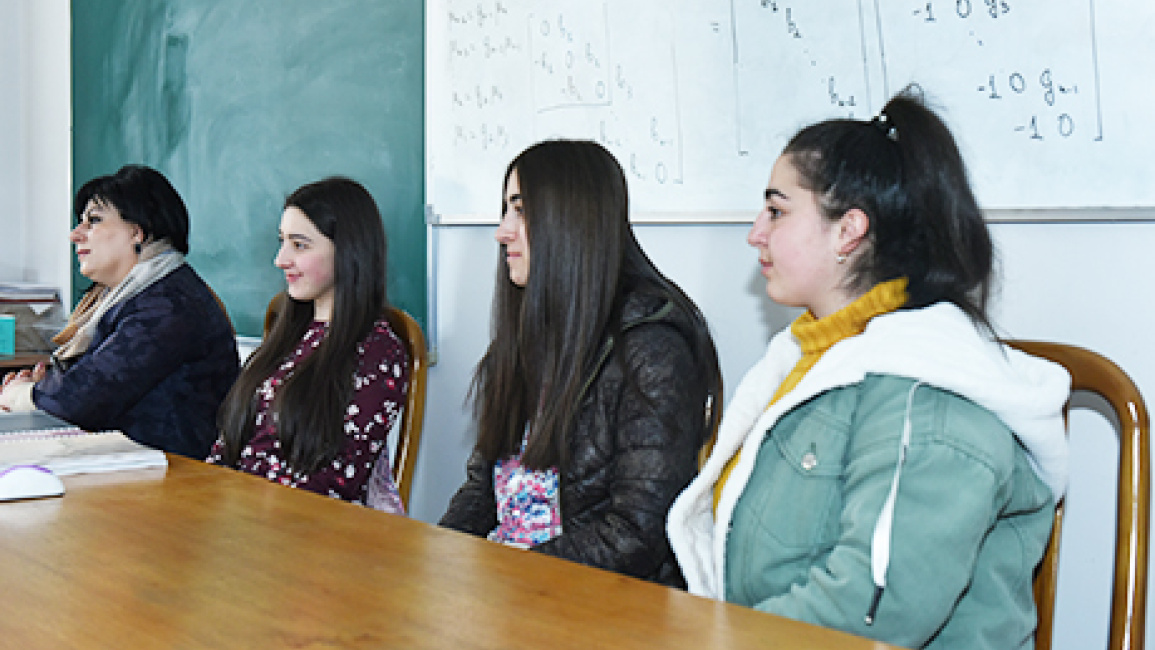 Students-of-Vardenis-High-School-at-YSU