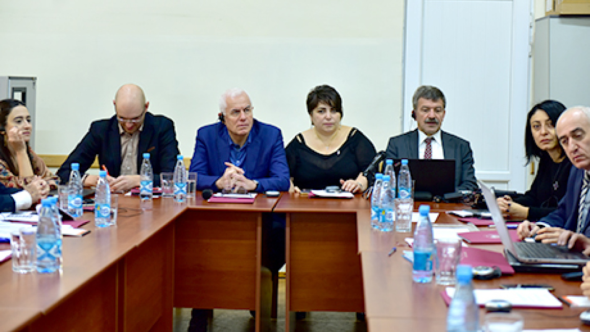roundtable-discussions-at-the-Faculty-of-Law