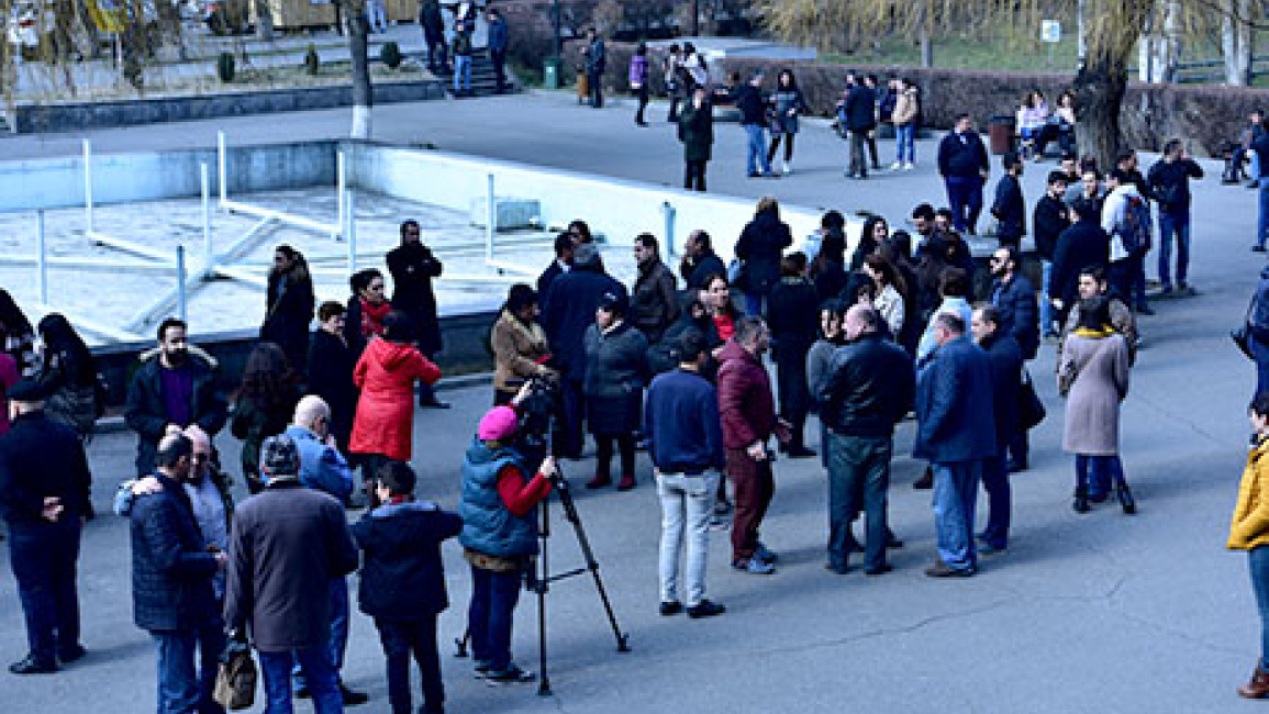 Protests-against-snapped-session-of-Board-of-trustees