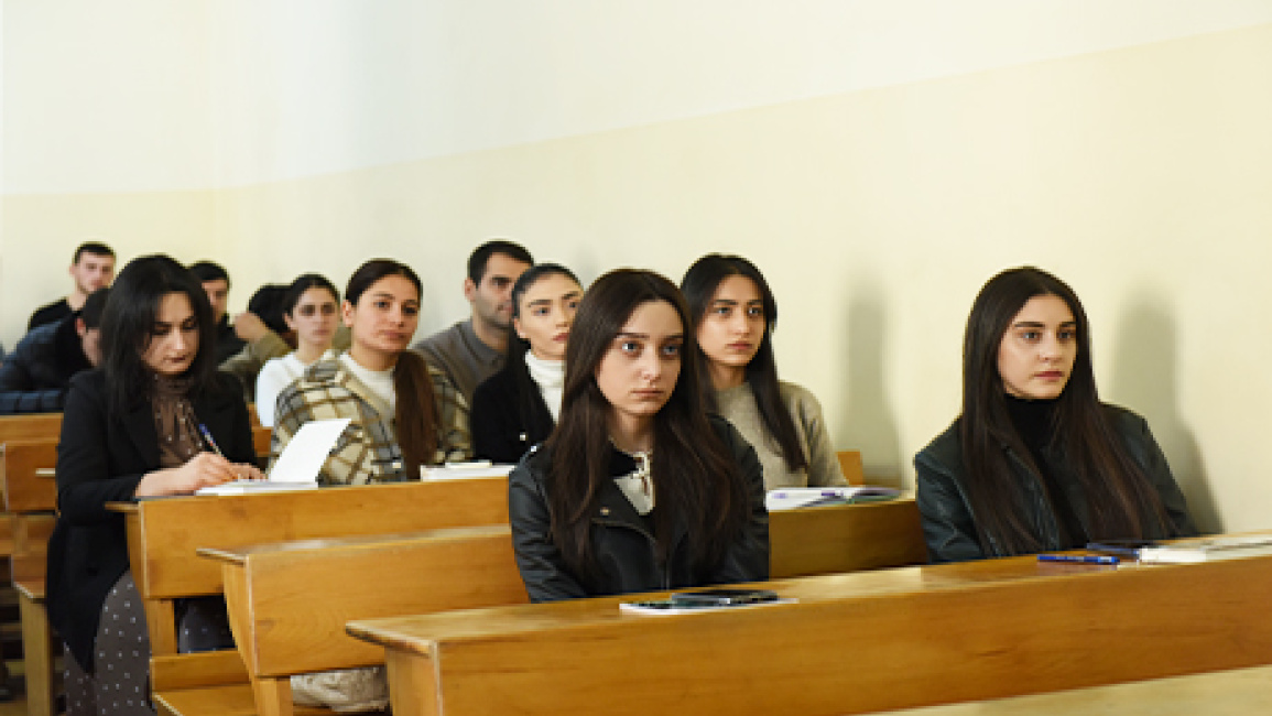 Artsakh-University-students-participate-in-online-classes