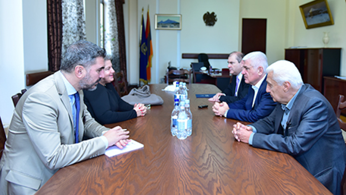 Gegham-Gevorgyan-met-with-ambassador-of-Greece-in-Armenia