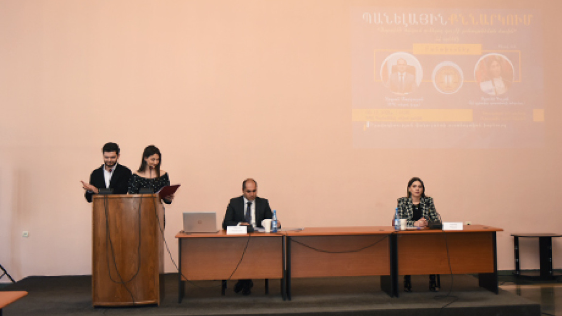 Panel-discussion-at-the-faculty-of-Law