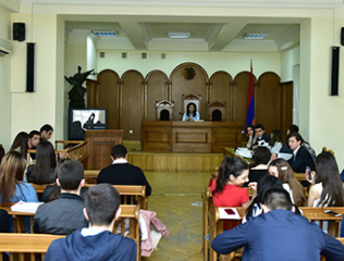 Moot-courts-at-the-faculty-of-Law