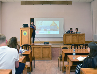 Conference-at-the-faculty-of-History