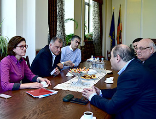 Meeting-with-rector-of-Catholic-University-of-Lublin