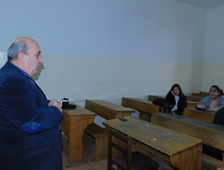 Pupils-of-the-94th-school-visited-Faculty-of-Chemistry