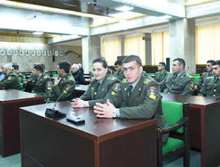 students-of-Vazgen-Sargsyan-University-at-YSU