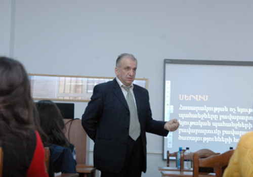 lecture-at-yerevan-high-school-in-190