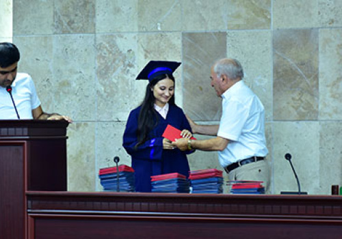 Ceremony-of-handing-diplomas-faculty-of-Geography-and-Geology