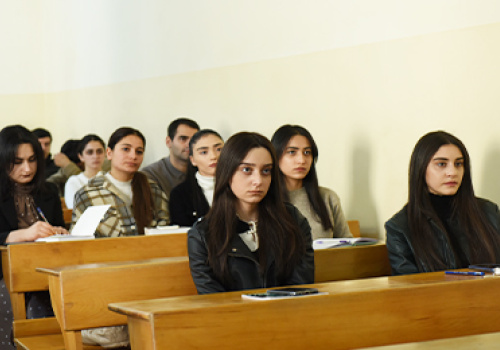 Artsakh-University-students-participate-in-online-classes