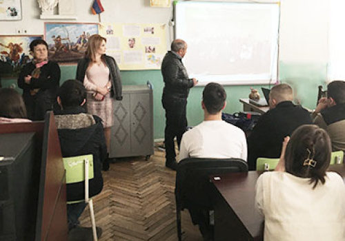 representatives-of-faculty-of-physics-in-Abovyan-city